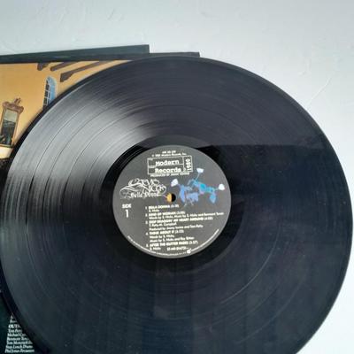 Fleetwood Mac Mirage and Stevie Nicks Bella Donna 12" LP Vinyl Record Albums In great condition!