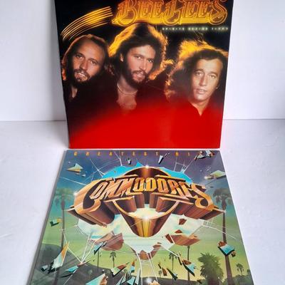 The Bee Gee's and Commodores 12" LP Vinyl Record Albums In great condition!