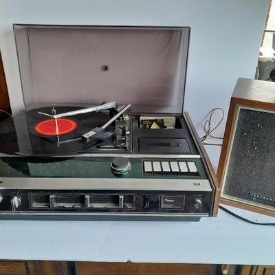 Working Vintage Panasonic Stereo Music Center AM/FM/ Cassette / Record player SE-1050
