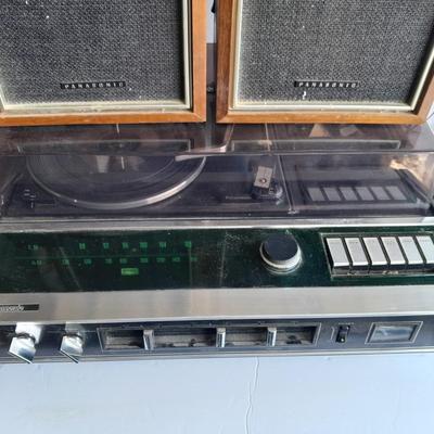 Working Vintage Panasonic Stereo Music Center AM/FM/ Cassette / Record player SE-1050