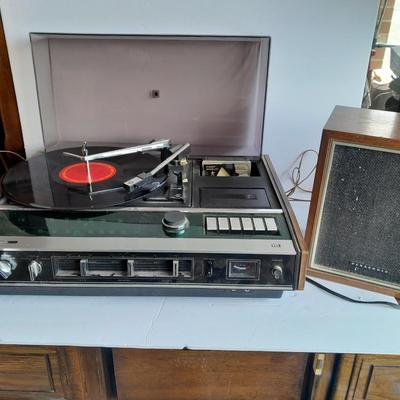 Working Vintage Panasonic Stereo Music Center AM/FM/ Cassette / Record player SE-1050