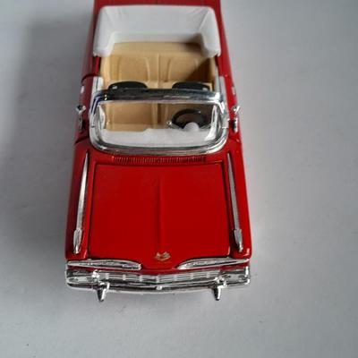 Two small die Cast model cars