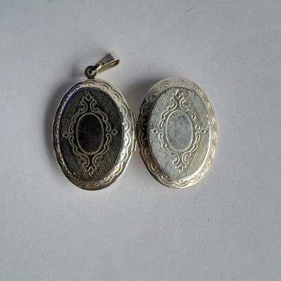 . 925 Sterling silver Heart pendant with Locket and chain