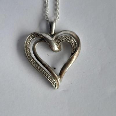 . 925 Sterling silver Heart pendant with Locket and chain
