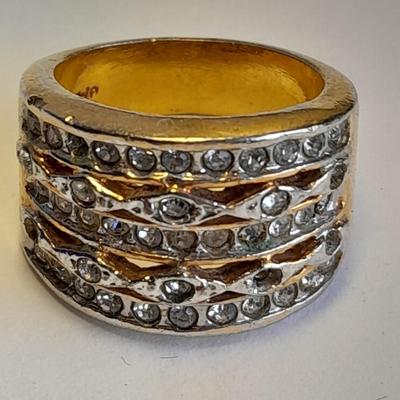 12k & 14 KT. Gold Jewlery, Bracelet, necklace, pendants and a marked ring