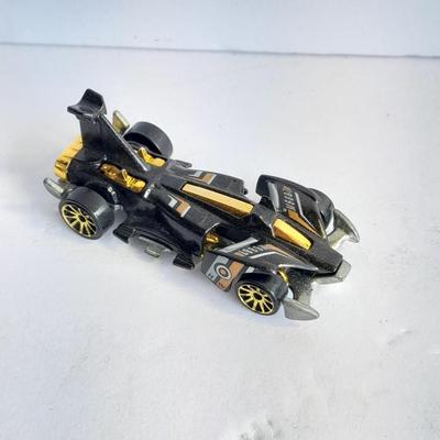 Variety of Collectible toy cars Matchbox, Hot Wheels, and more