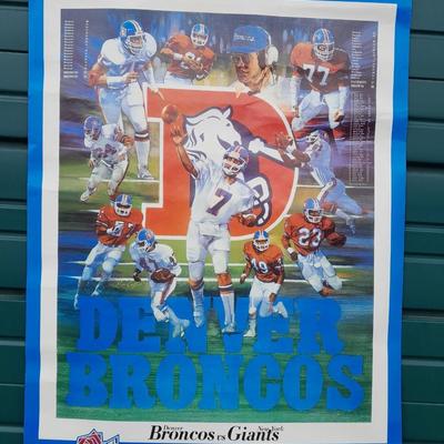 Football trading cards with Super Bowl XXI Poster and Dunn Deal Warrick Dunn poster