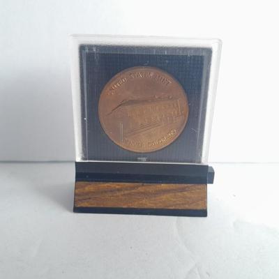 Vintage The Department of the Treasury United States Mint, Denver Colorado 1789 in Case