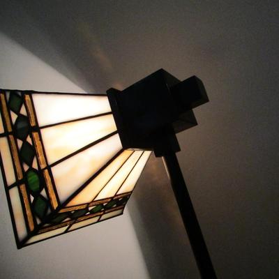 Adjustable Boom Arm Table Lamp with Stained Glass Shade