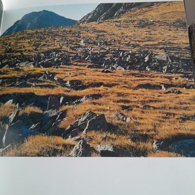 Books about different locations / Oh! the places to go ! John Fielder's Hidden Valleys of Colorado