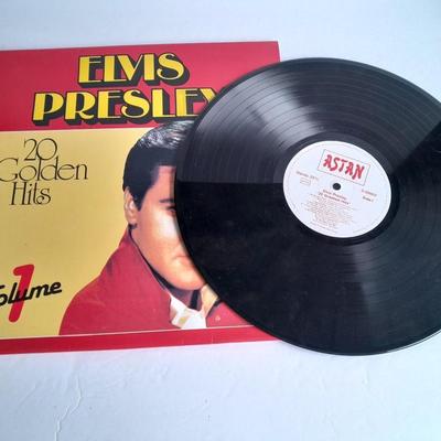 Elvis Presley 20 Golden Hits Volume 1 Vinyl LP 12" Record Album in great condition!