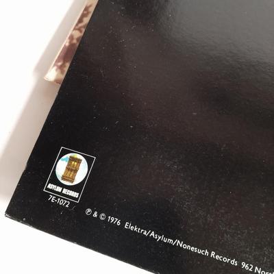 Five Linda Romstadt Vinyl LP 12" Record Albums in great condition!