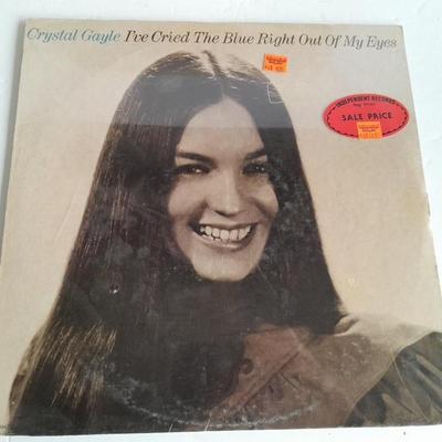 Two Crystal Gayle Vinyl LP 12" Record Albums in great condition!