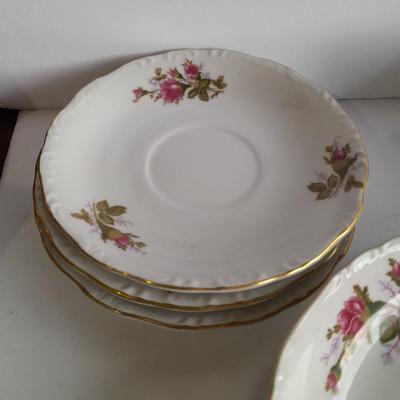 Vintage JAPAN rose Chinaware Dishes with Gold trim