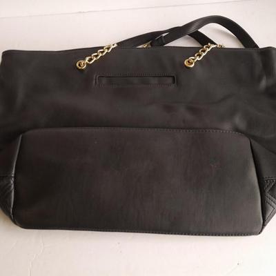 Vera New York Purse / bag with Chain shoulder strap