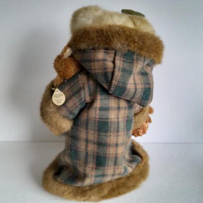 T.J.'S Best Dressed Tina Jean Lowenthal Boyd's bear with mini Boyd's