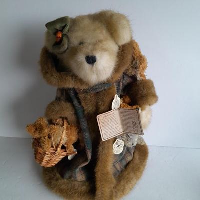 T.J.'S Best Dressed Tina Jean Lowenthal Boyd's bear with mini Boyd's