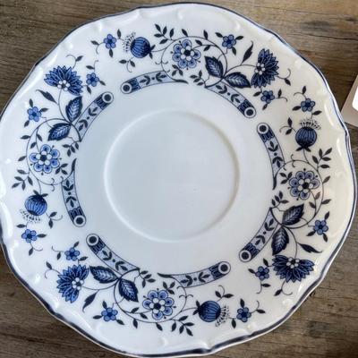 NOrleans China Japan â€œHeidelbergâ€ Six Place Setting