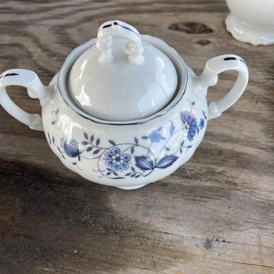 NOrleans China Japan â€œHeidelbergâ€ Six Place Setting