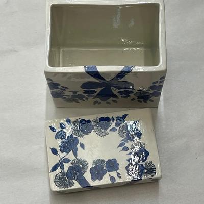 Trinket Box Handpainted by Oubre