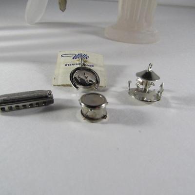 Assorted Sterling Silver Jewelry- Approx weight is 29 Grams