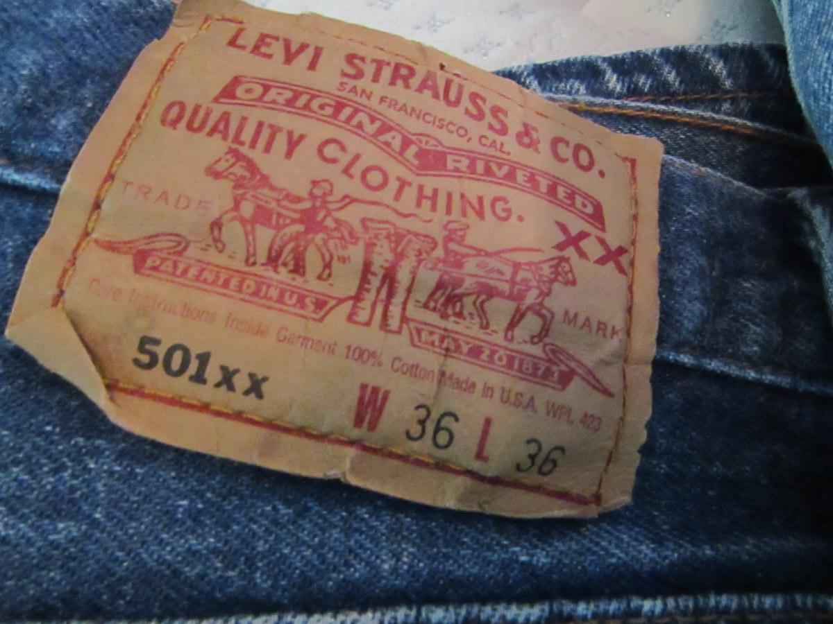 Levi Strauss Blue Jeans- 5 Pairs | EstateSales.org