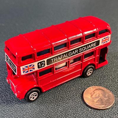 SMALL 3-1/2â€ RED DOUBLE DECKER BUS