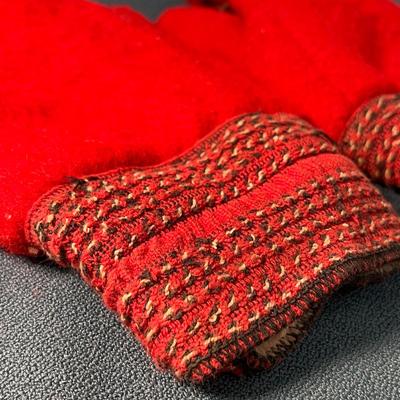 VINTAGE WOOL ESKIMO? SCANDINAVIAN? RED MITTENS