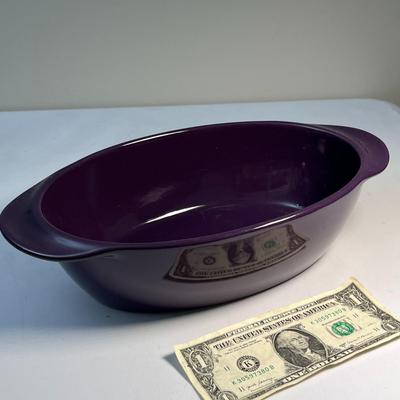 CHANTAL BAKING DISH 2-1/4 QT. PURPLE