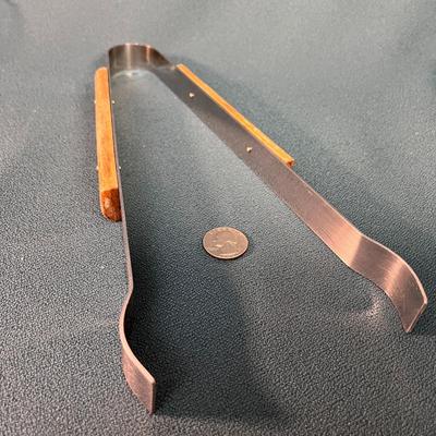 VINTAGE â€œDUNCAN HINESâ€ TONGS GRABBER TOOL 