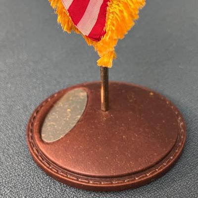DESK TOP U.S. FLAG GOLD FRINGE 