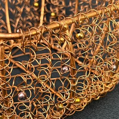 GOLD WIRE AND BALL DECORATIVE BASKET