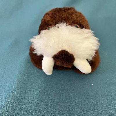 KNICKERBOCKER WALRUS PLUSH TOY