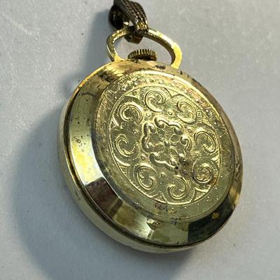 VINTAGE LUCERNE PENDANT WATCH SWISS MADE
