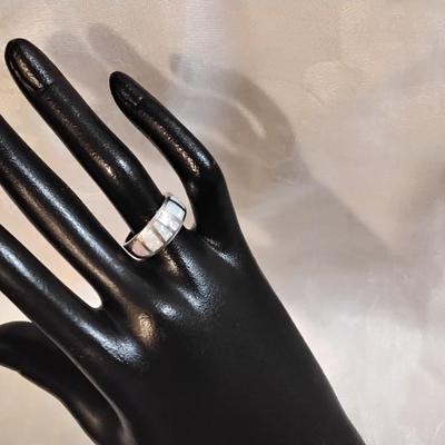 Gorgeous Opal 925 Ring Size 7