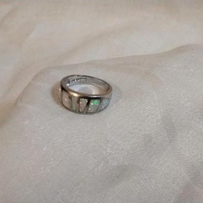 Gorgeous Opal 925 Ring Size 7
