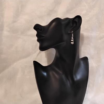 Vintage Onyx and Mother of Pearl 925 Earrings