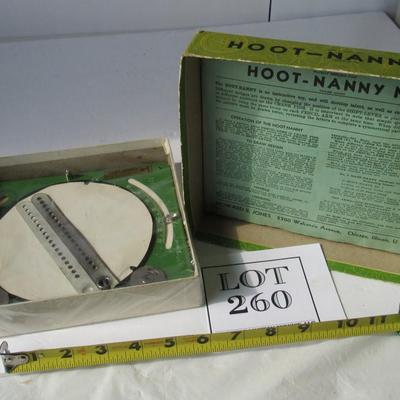 Vintage Hoot-Nanny Design Game/Kit