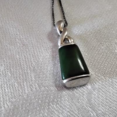 Vintage Jade 925 16" Necklace