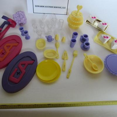 Lot of Misc Barbie Sized Dishes