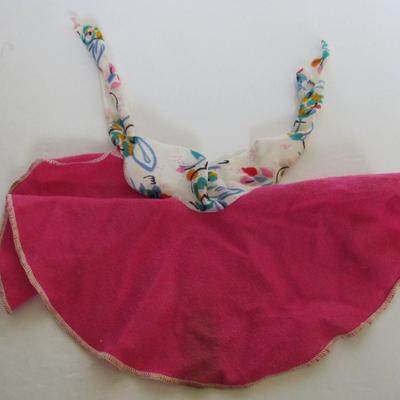 Cute Older Barbie Doll Sized Clothes Stand and Older Barbie Cape With Label