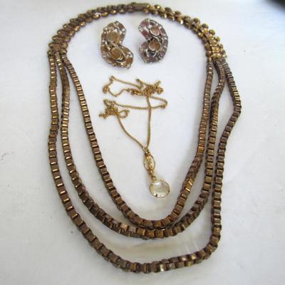 Lot 307: Nice Clunky Vintage Necklace, Older Earrings, Glass Necklace