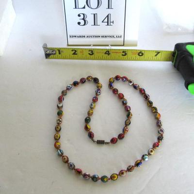 Pretty Fancy Glass Beaded Necklace