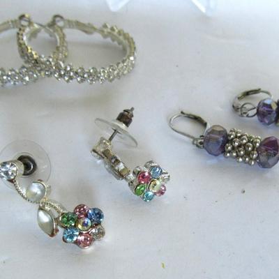 Lot 318: Lot of Modern Jewelry, Long 3 Strand Necklace, Rhinestone Earrings, Nice