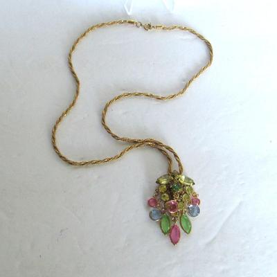 Lot 321: Pretty Multi Colored Necklace, Sturdy Chain