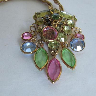 Lot 321: Pretty Multi Colored Necklace, Sturdy Chain
