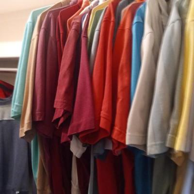 LARGE AMOUNT OF MEN'S CASUAL CLOTHES