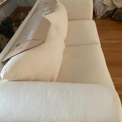 Couch ðŸ›‹ï¸ White
