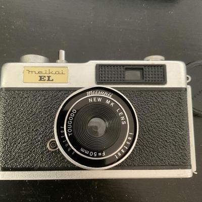 Meikai EL Camera.