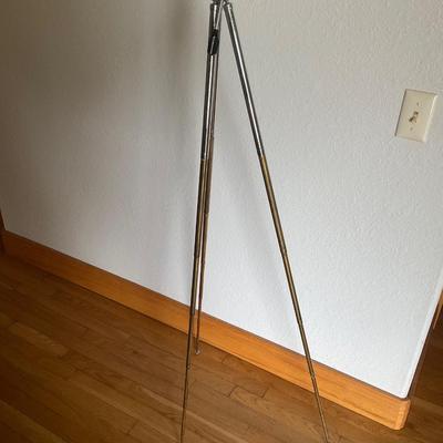 Vintage Atlas Tripod in case.
